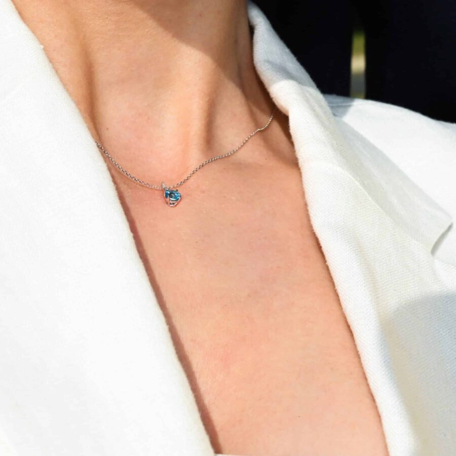 Collier « Précieuses lignes »