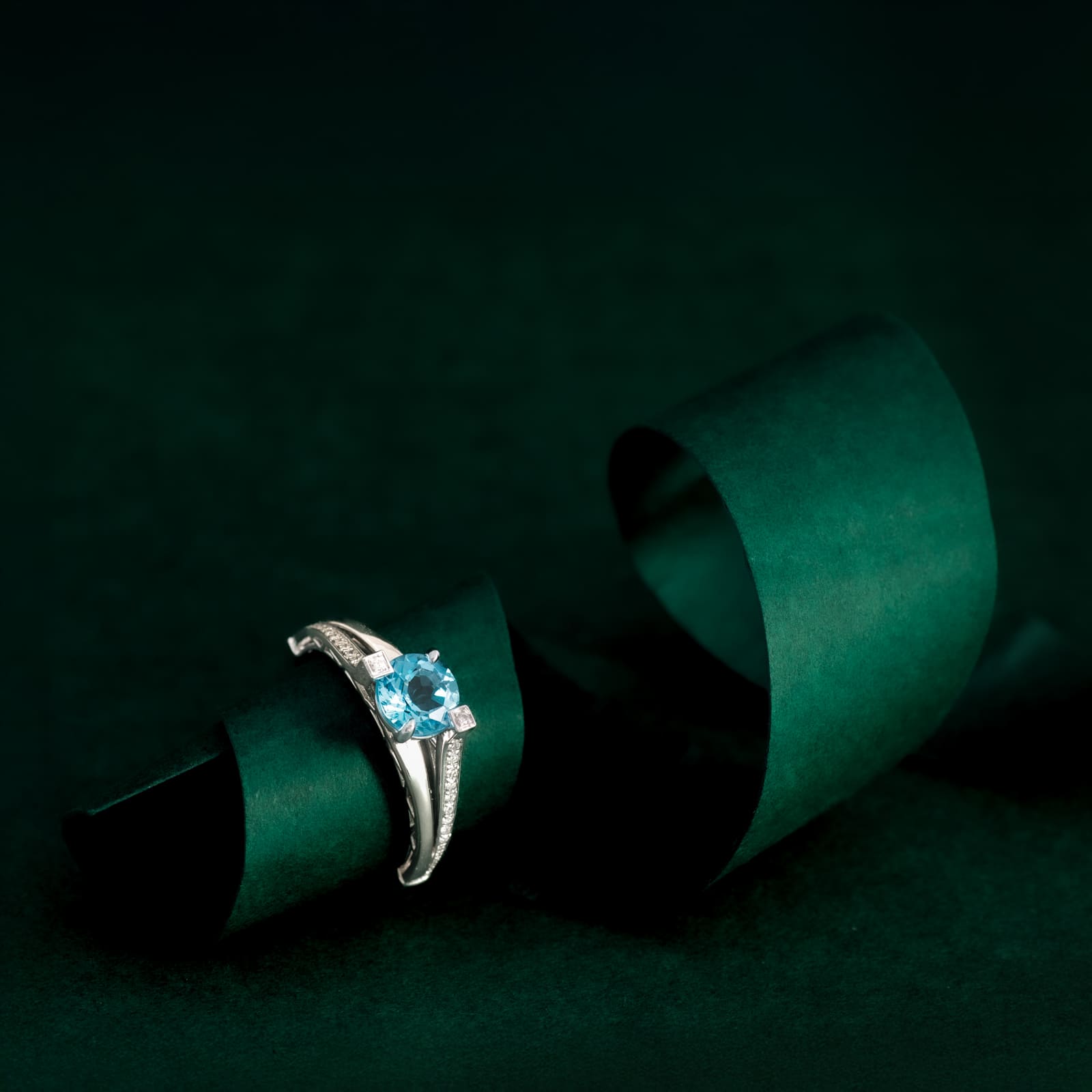 Bague "Précieuses lignes"