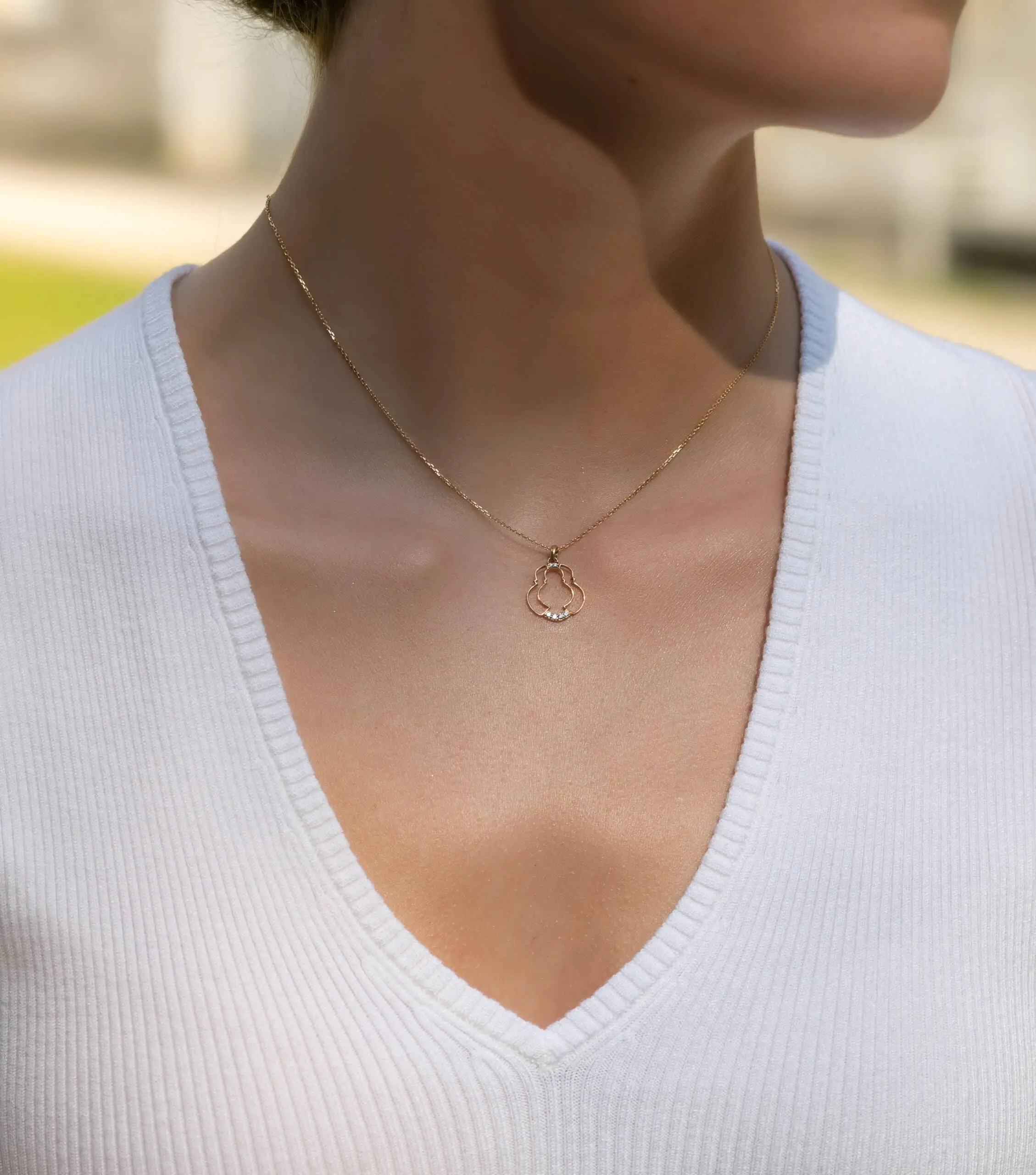 Collier Escalier royal porté – Capsule Joaillière Bellifontaine